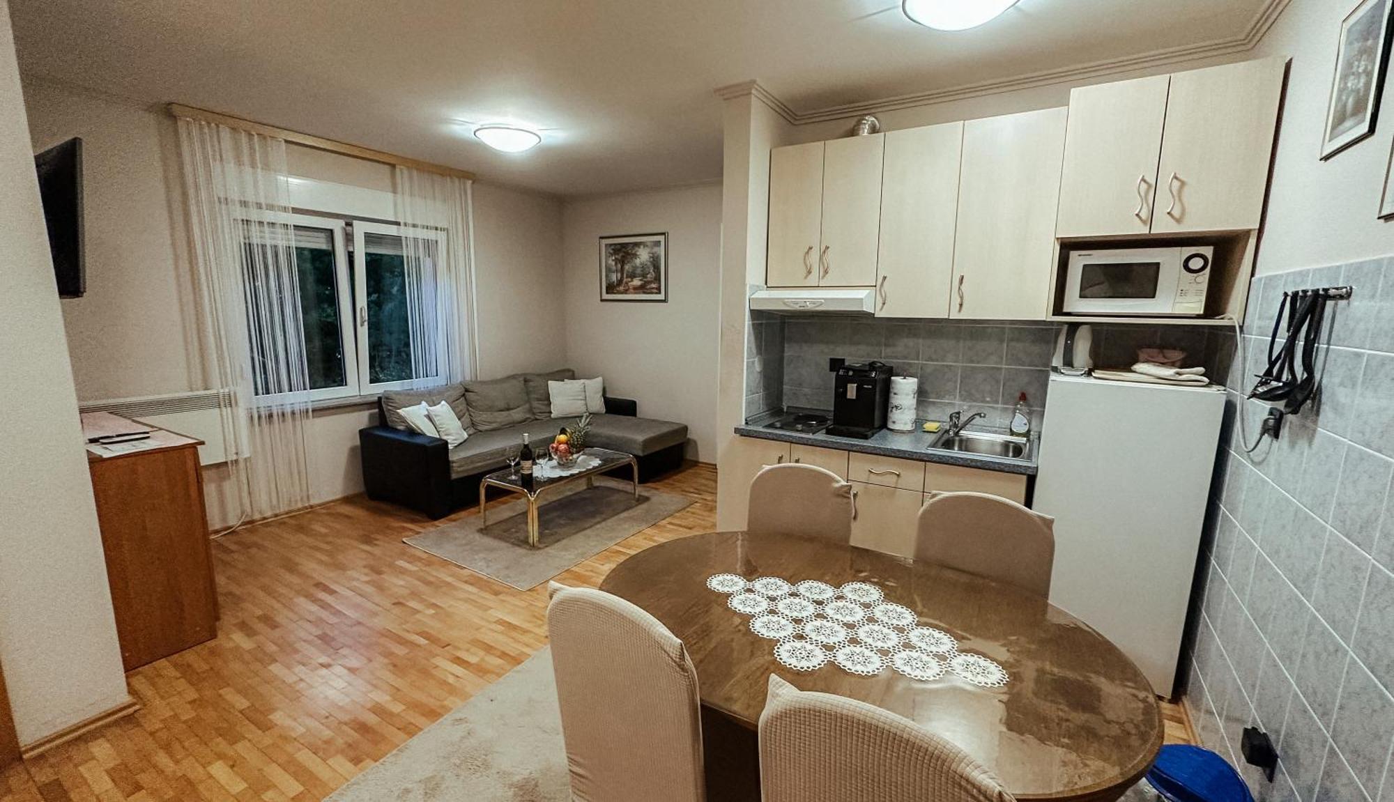 Apartmani Jelena Οπατία Εξωτερικό φωτογραφία