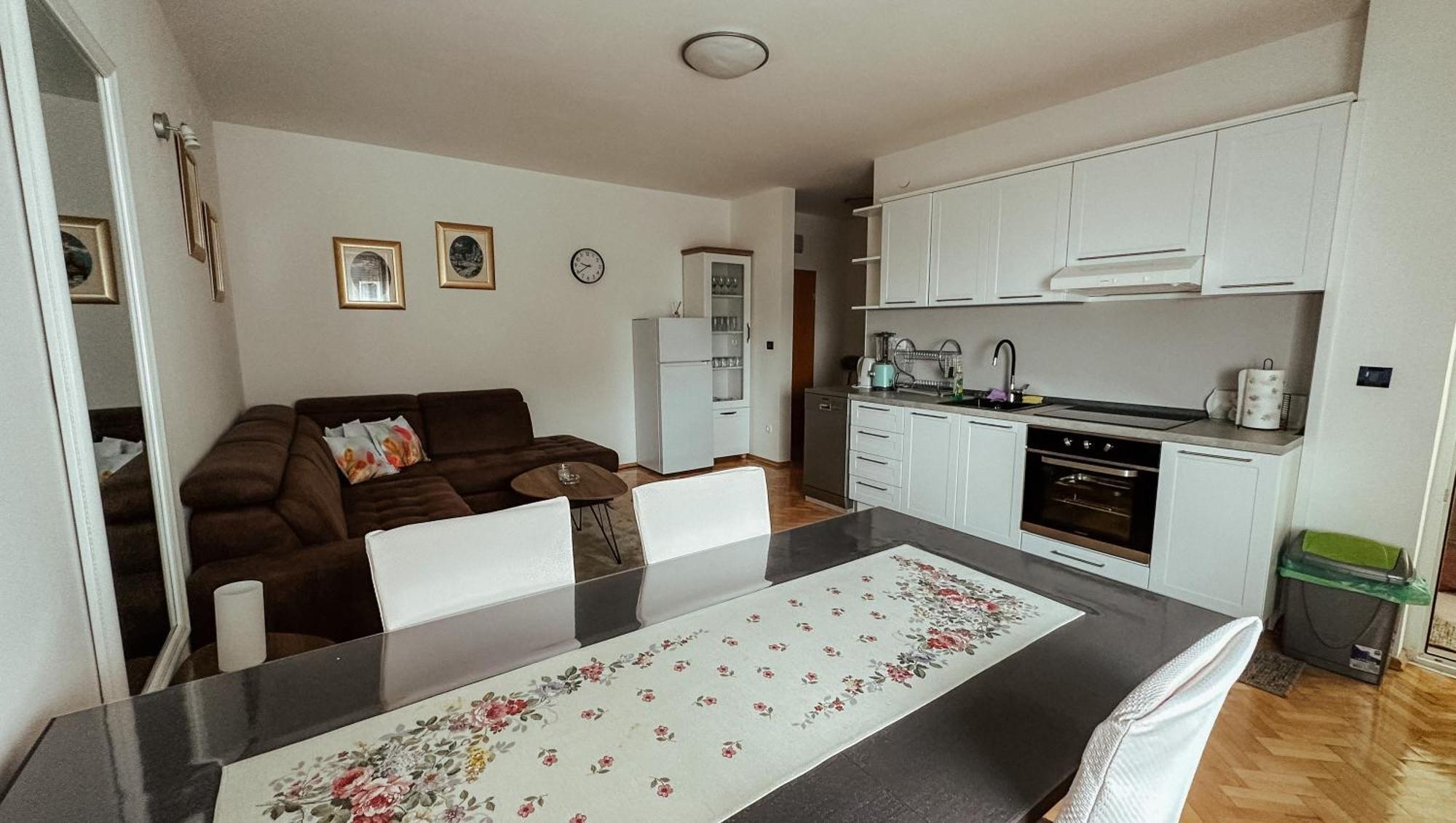 Apartmani Jelena Οπατία Εξωτερικό φωτογραφία
