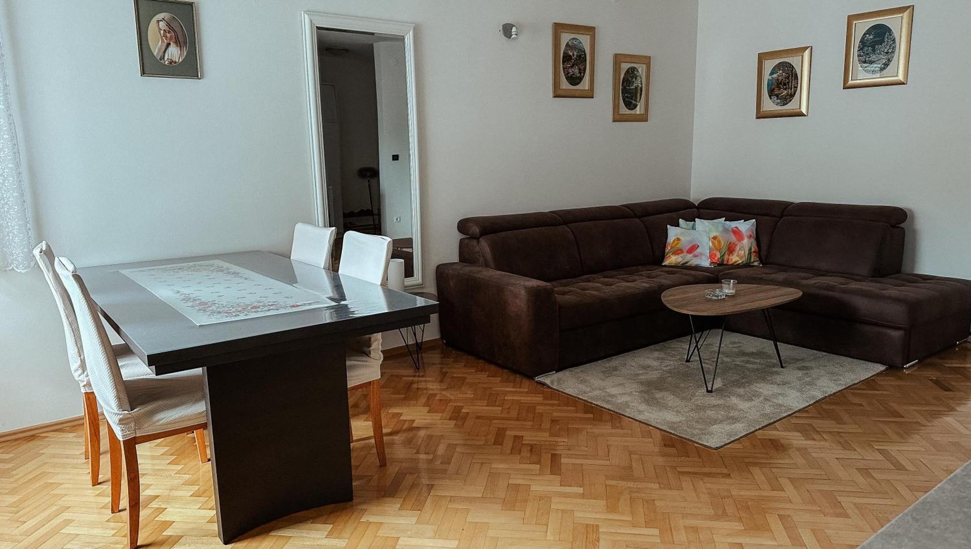Apartmani Jelena Οπατία Εξωτερικό φωτογραφία